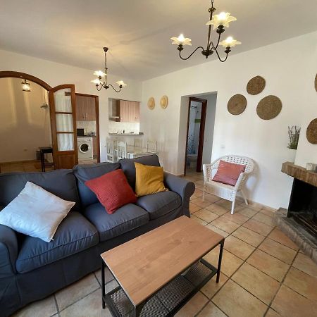 Agradable Casa Rural Con Chimenea En Interior Игера-де-ла-Сьерра Экстерьер фото