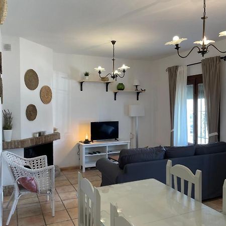 Agradable Casa Rural Con Chimenea En Interior Игера-де-ла-Сьерра Экстерьер фото