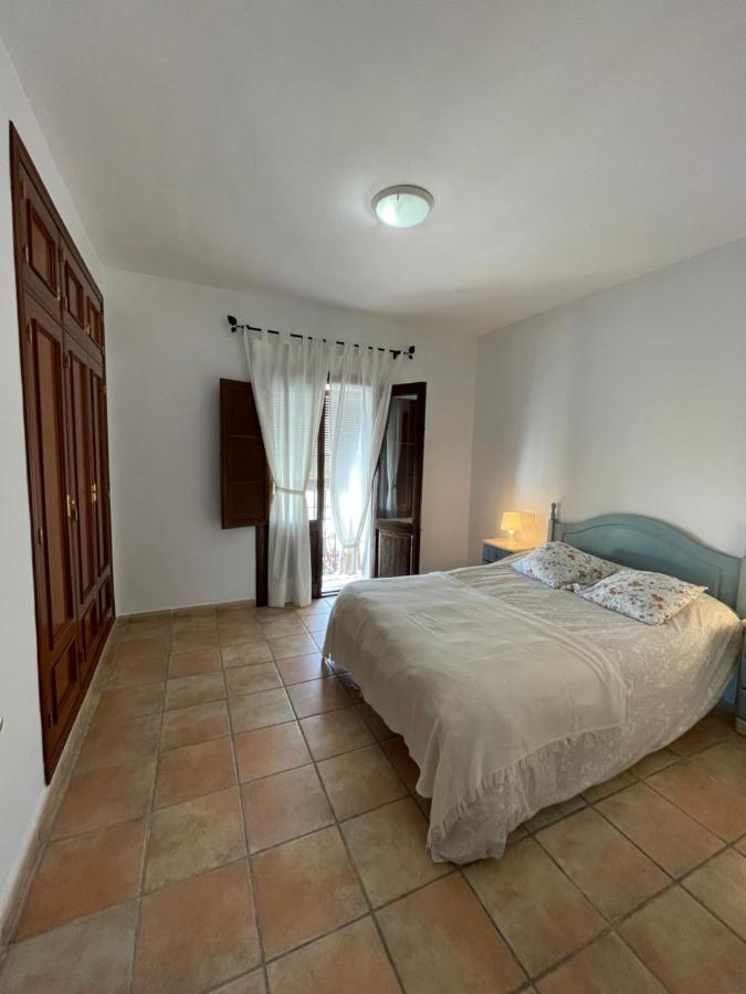 Agradable Casa Rural Con Chimenea En Interior Игера-де-ла-Сьерра Экстерьер фото